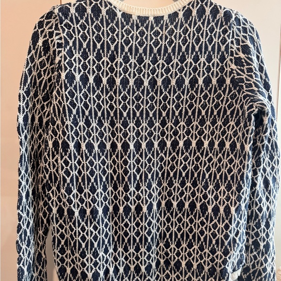 Patterned Top - LOFT - Picture 2 of 3